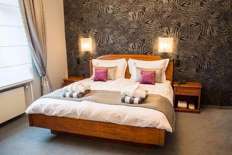 Hotel Bel Air Trail & Wellness Echternach 4*,